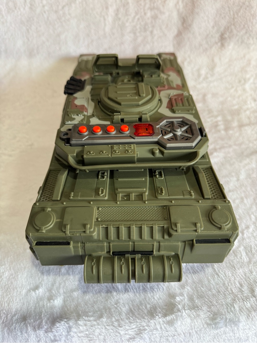 Green Military Tank Playset Action Figure Vehicle with noise